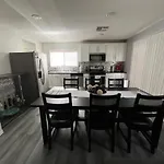 Beautiful 2 Story Home 20 Minutes From The Strip