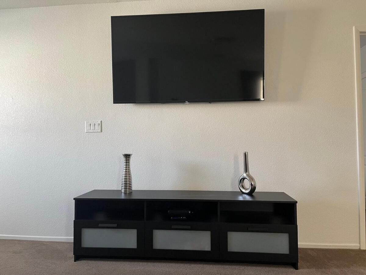 Beautiful 2 Story 20 Minutes From The Strip Ferienhaus Las Vegas